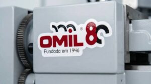 Adesivo-Verniz-Localizado-Omil-Aplicado